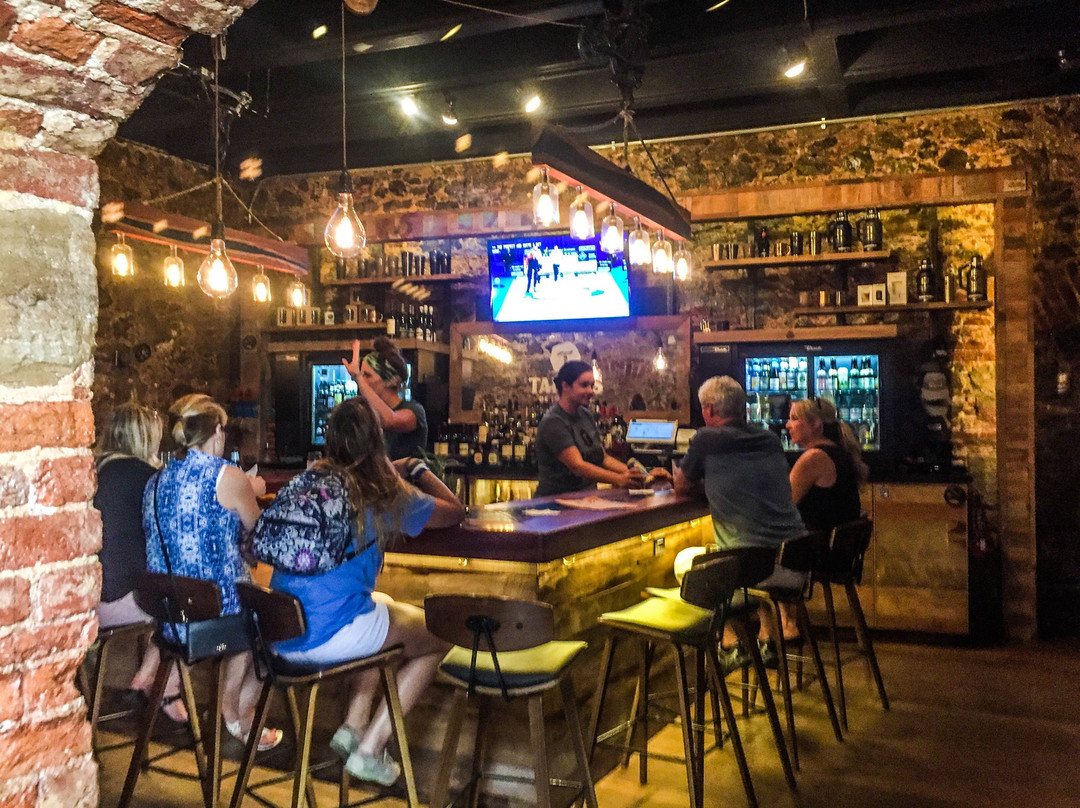 Taphus Beer House