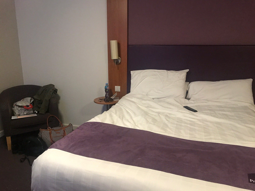 Premier Inn Sandhurst主图