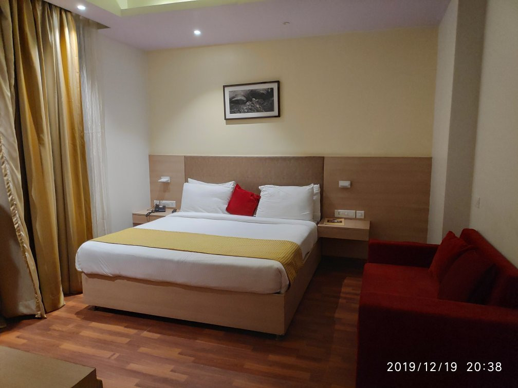 Hotel River Retreat主图