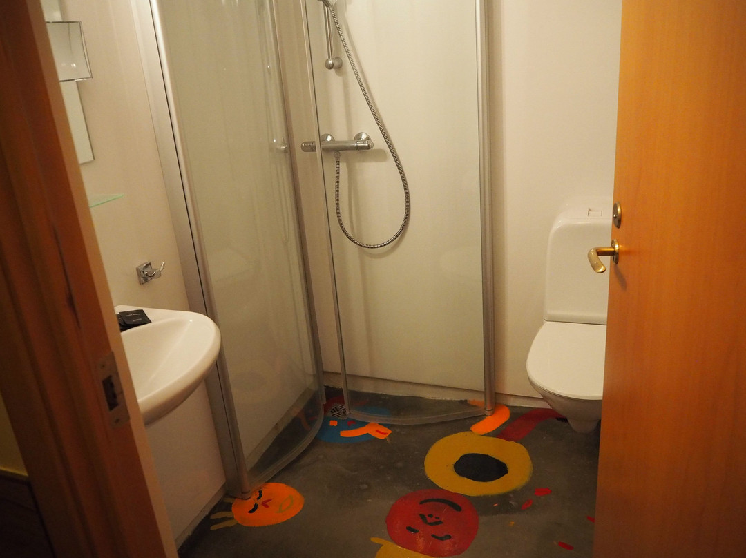 斯米尔拉柏格酒店主图