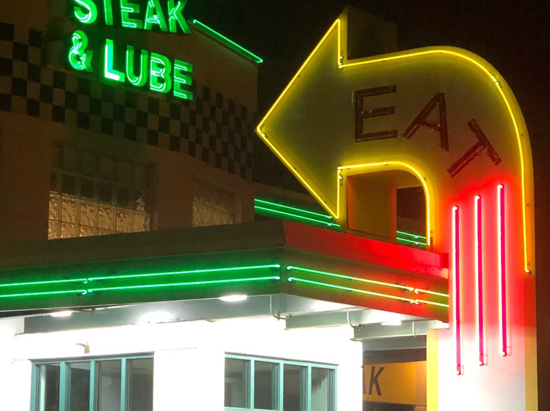 Quaker Steak & Lube - Colerain, OH景点图片