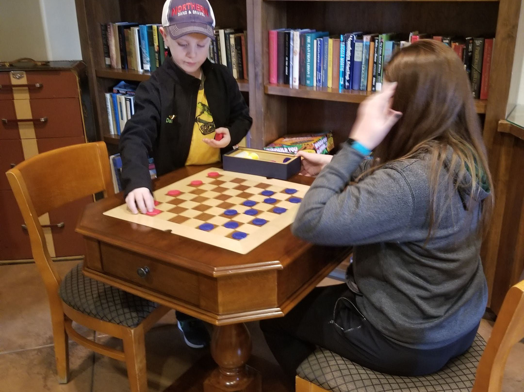 Lodge On The Desert主图