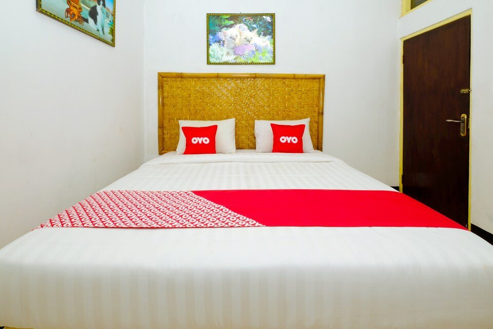 OYO 1835 Surya Mandalika Hotel主图