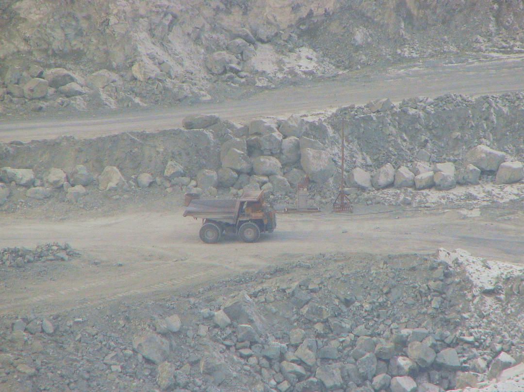 Asbestos Pit. Observation Deck-Asbest必去景点