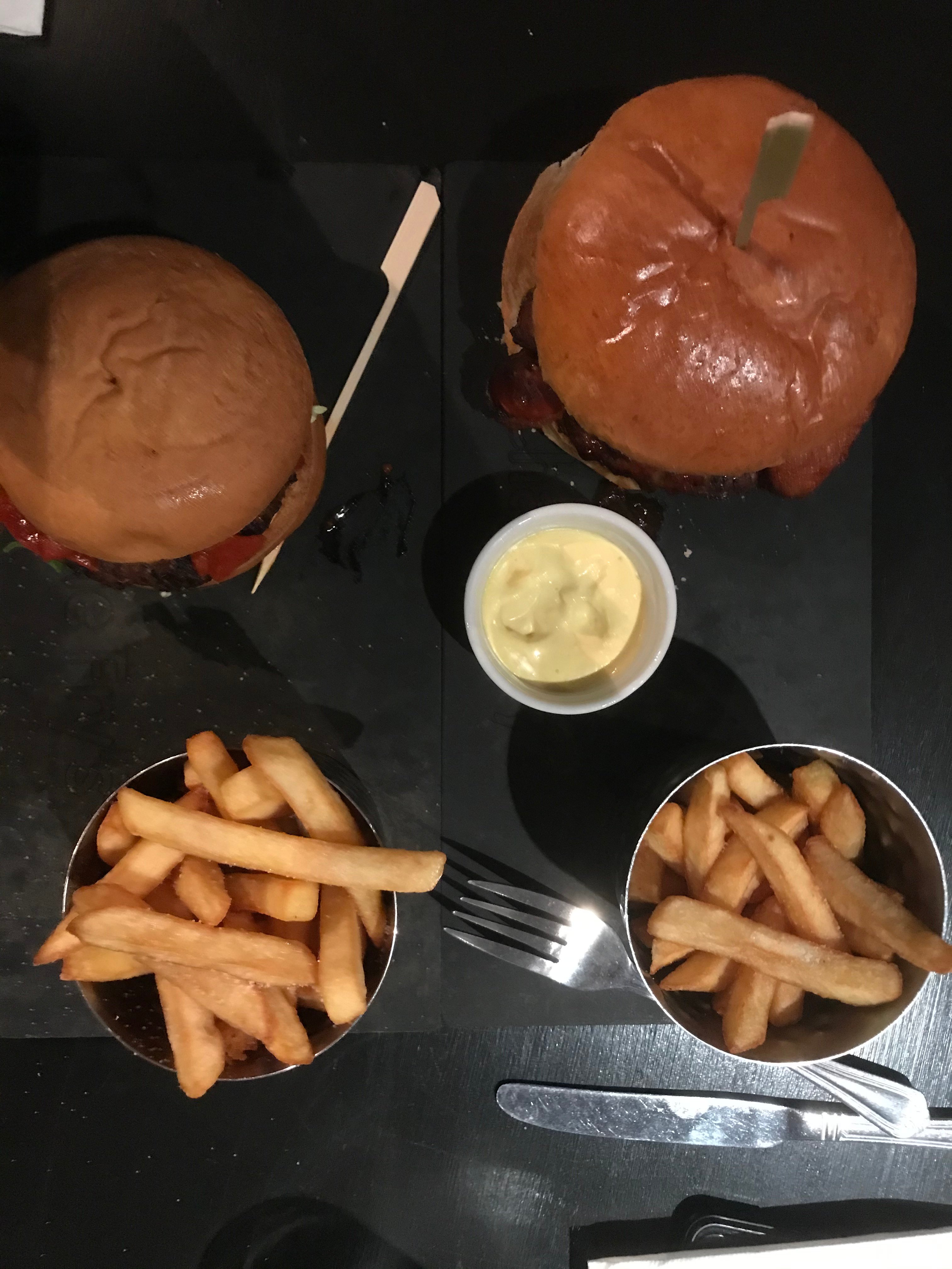 盖特威克机场希尔顿酒店-餐饮