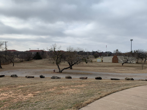 Weeks Park-威奇托福尔斯必去景点