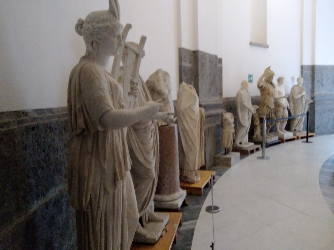 Mariarosaria Tour Guide Allaroundnaples-庞贝必去景点