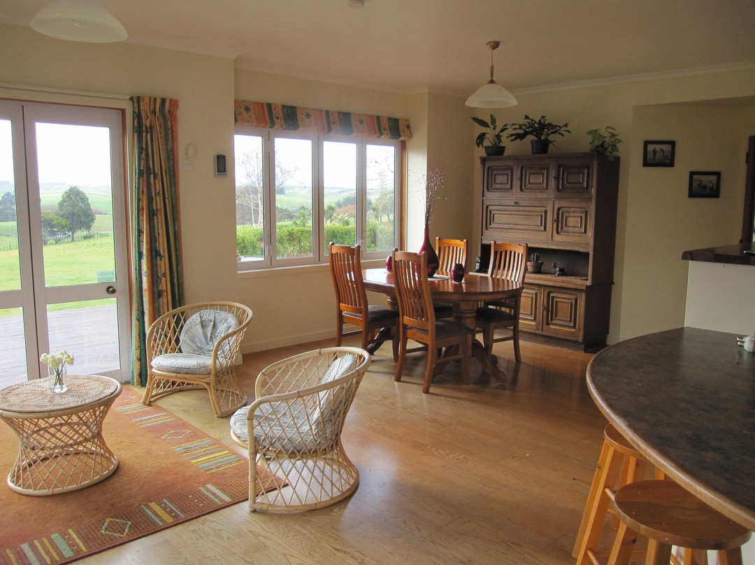 Thyme Out Estate主图