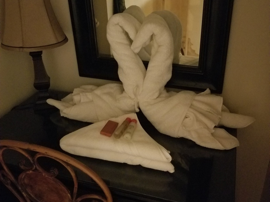 Anniversary Inn Logan主图