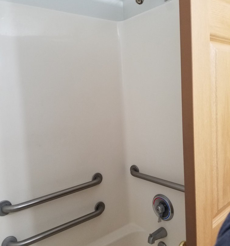 Colonial Manor Motel主图