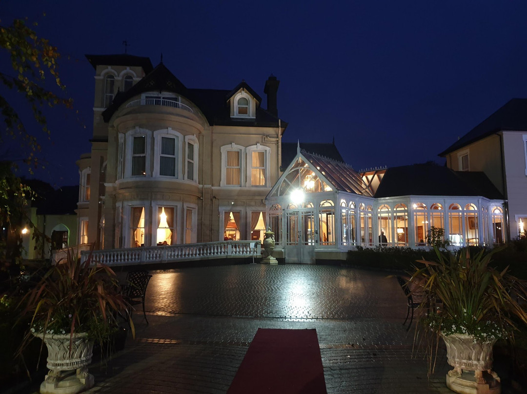 Tullyglass Hotel主图