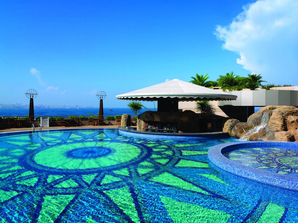 Le Royal Hotel Beirut-泳池