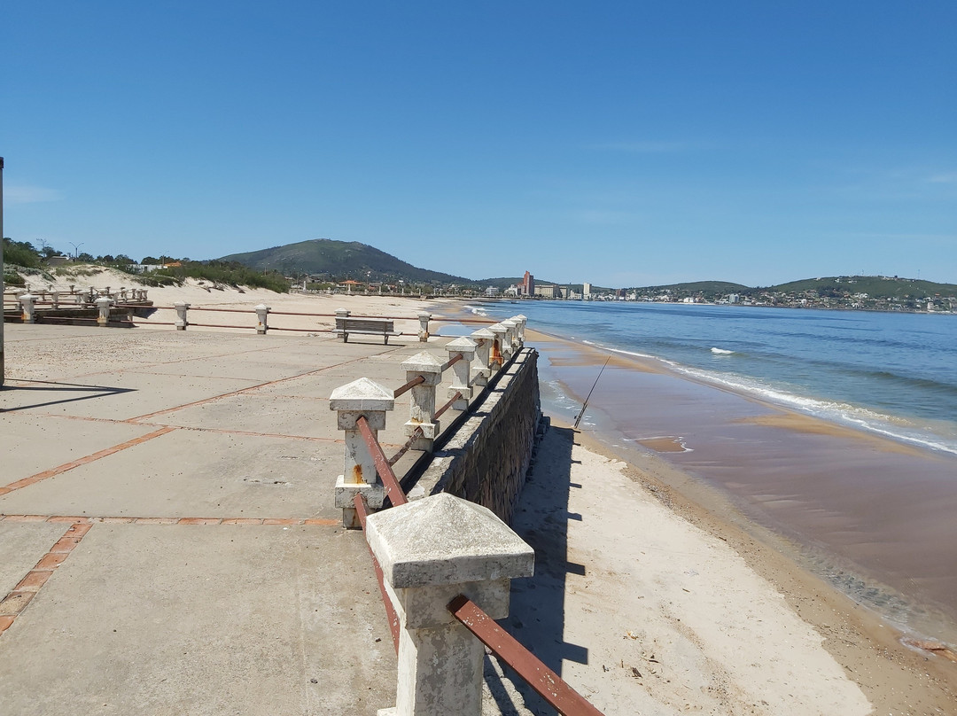 Plaza Armenia-Piriapolis必去景点