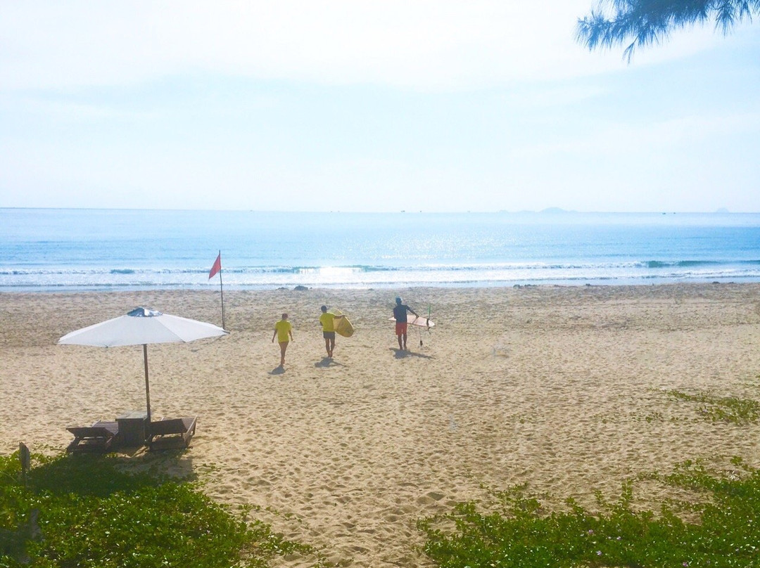 Surf School Extreme Point景点图片