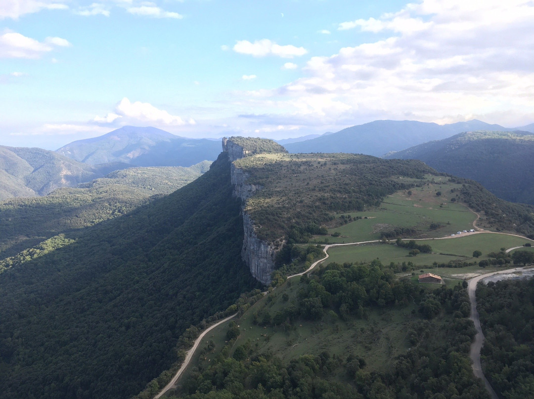 Mirador Dels Bassis景点图片