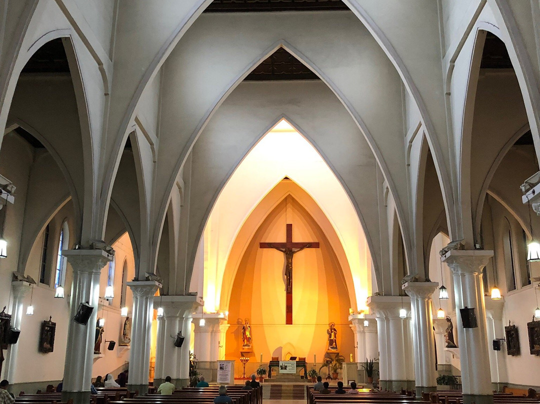 Iglesia El Claret-佩雷拉必去景点