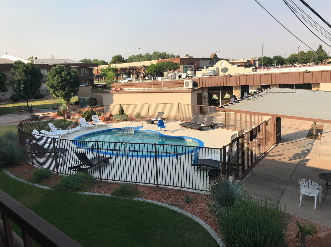 佩奇罗德威旅馆主图