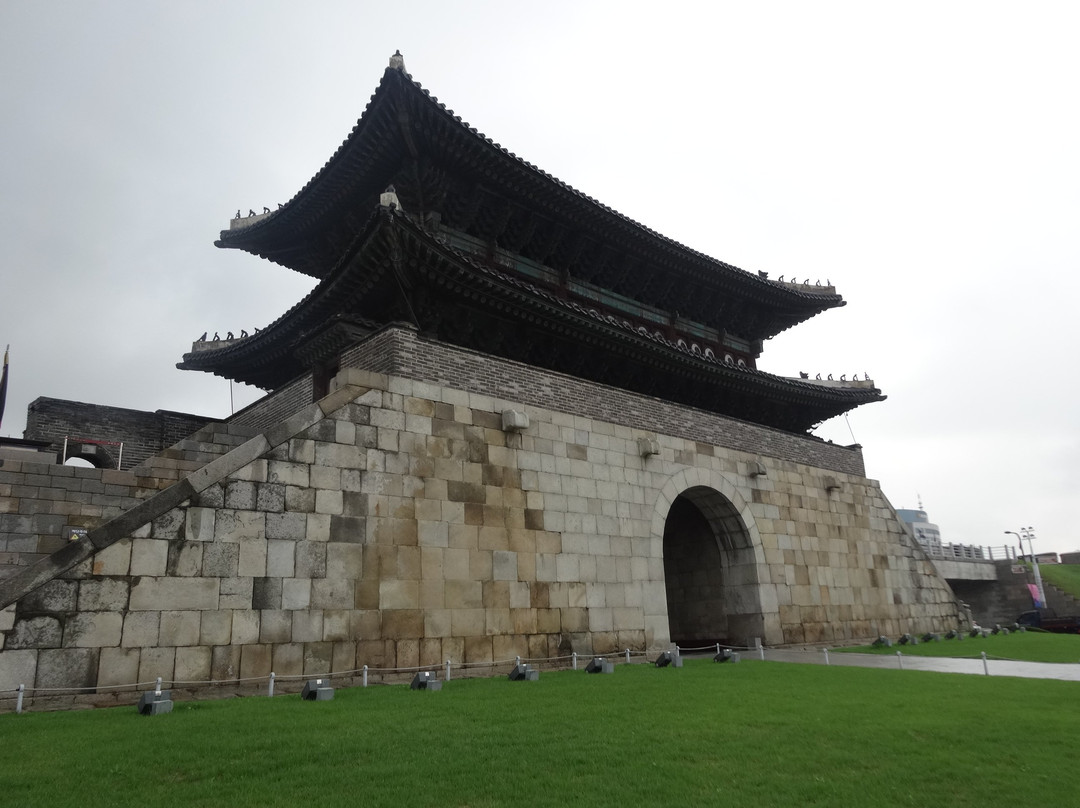 Janganmun Gate-水原市必去景点