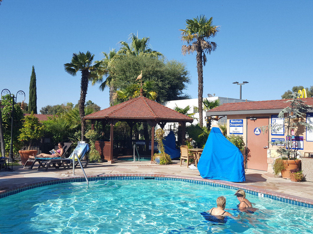 阿德莱德酒店主图