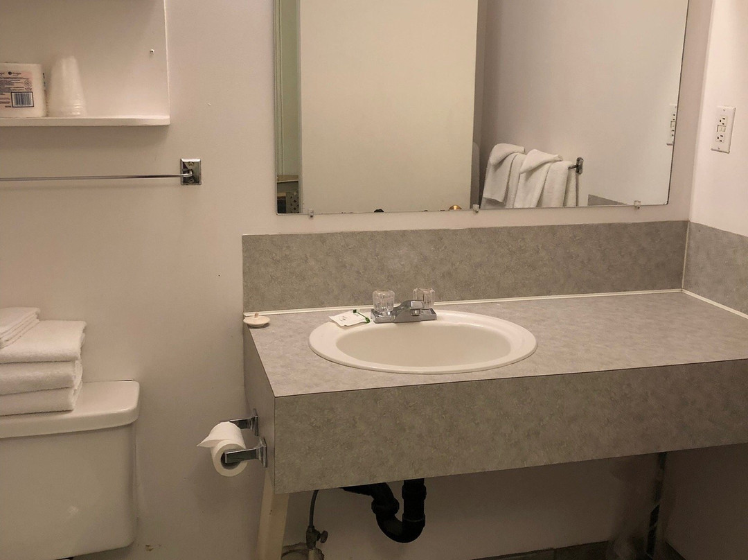 Travelers Motel主图