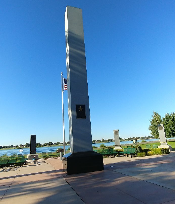Regional Veterans Memorial景点图片