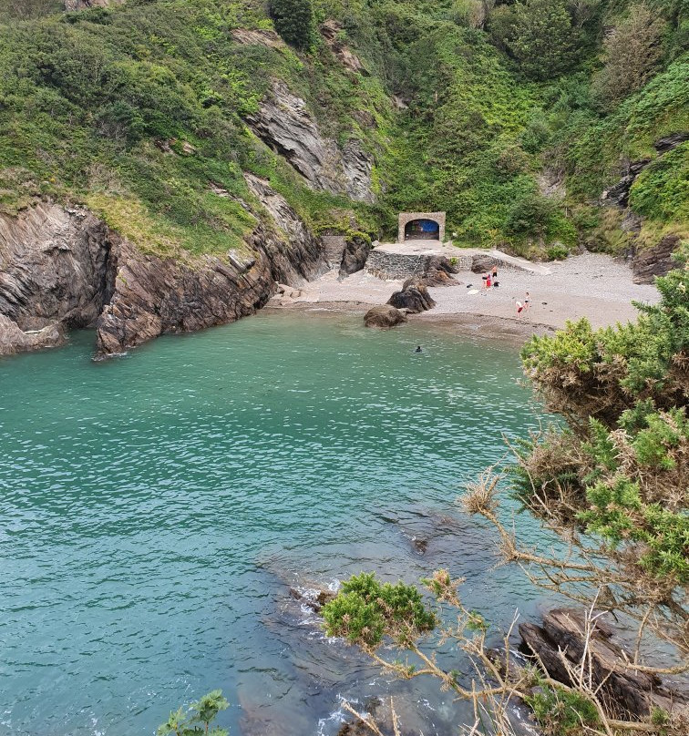 Rapparee Cove-伊尔弗勒科姆必去景点