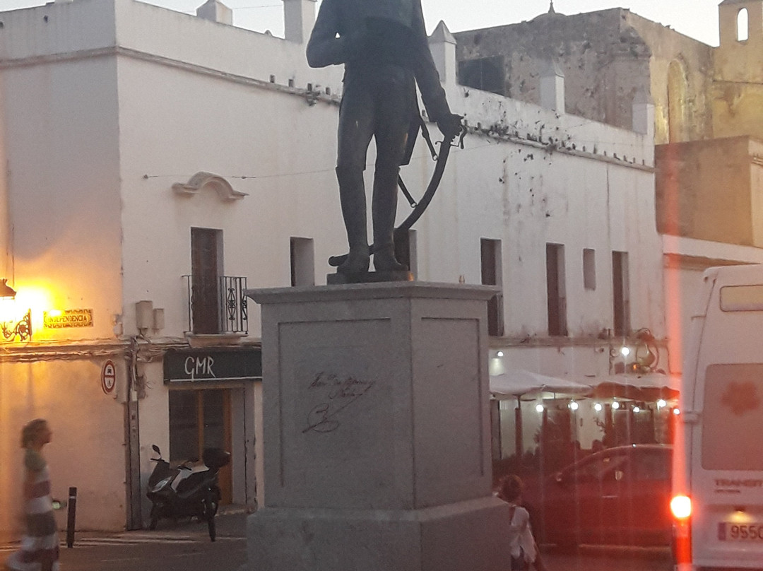 Monumento al General Copons景点图片