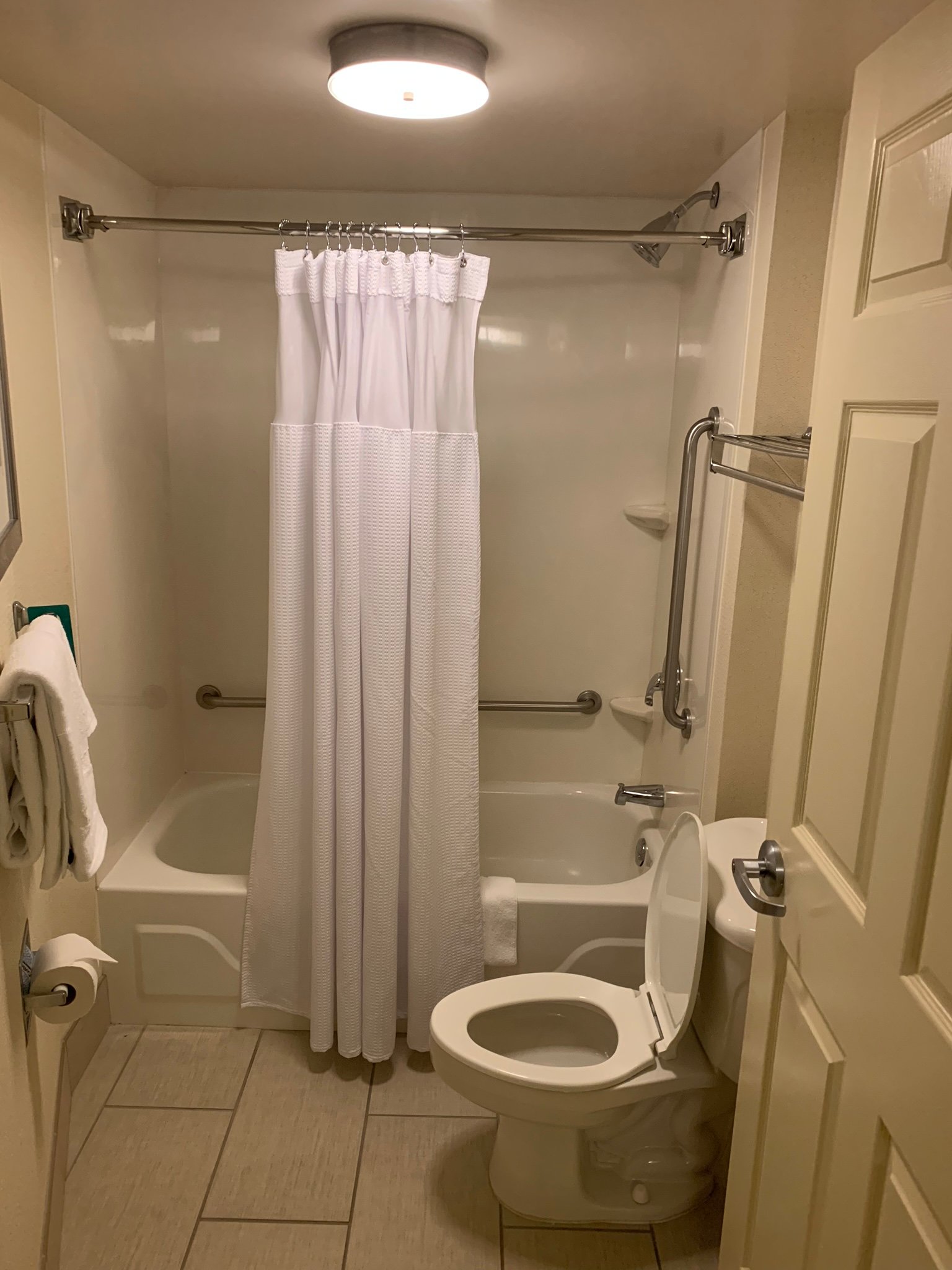 SpringHill Suites by Marriott Newnan-浴室