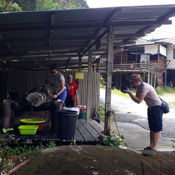 Annah Rais Hotsprings-古晋必去景点