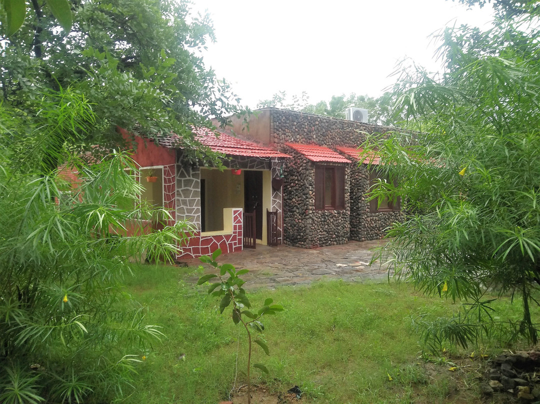 湿婆神湖大酒店主图