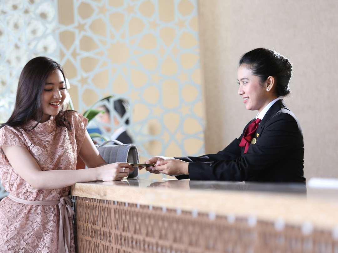 Hotel Santika Gresik主图