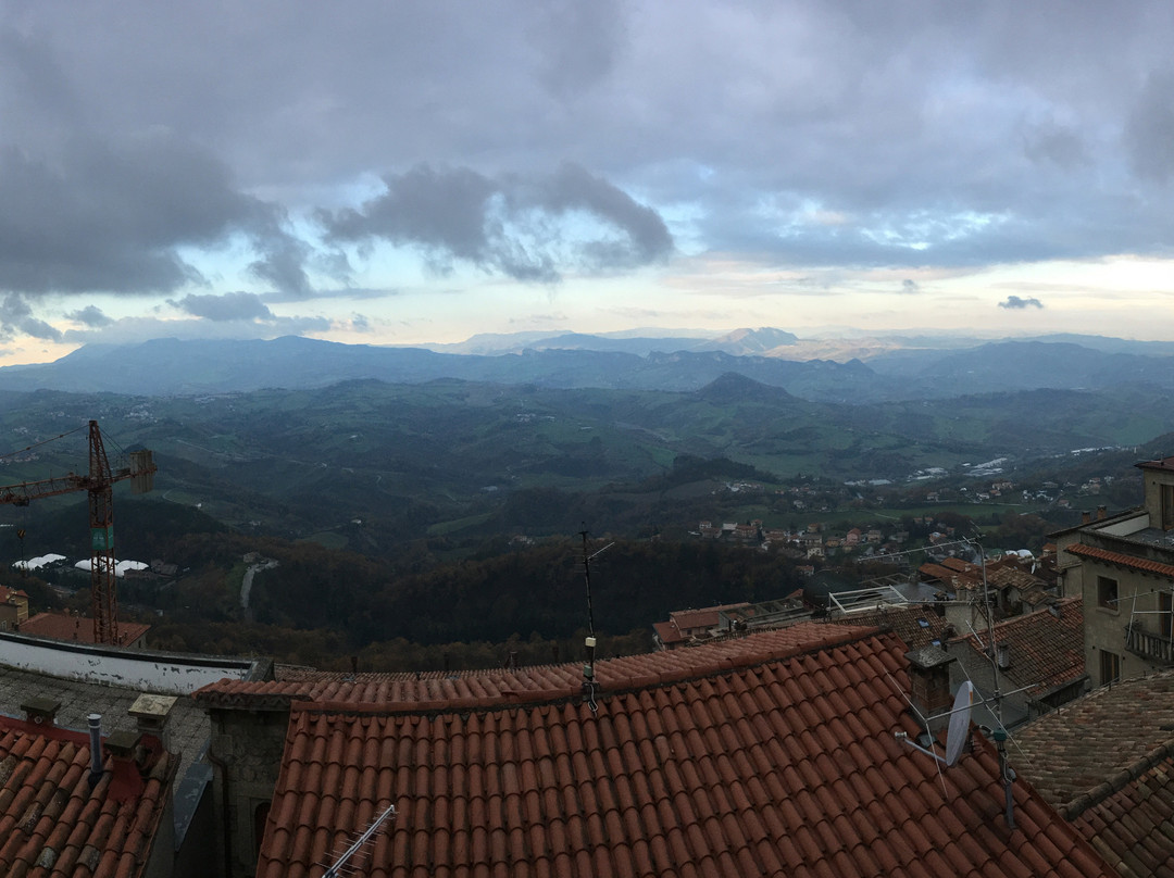 拉格罗塔酒店主图