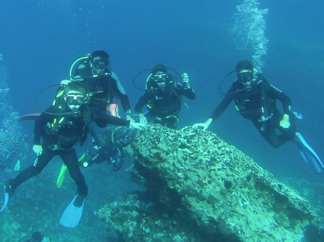 ISSA Diving Center景点图片