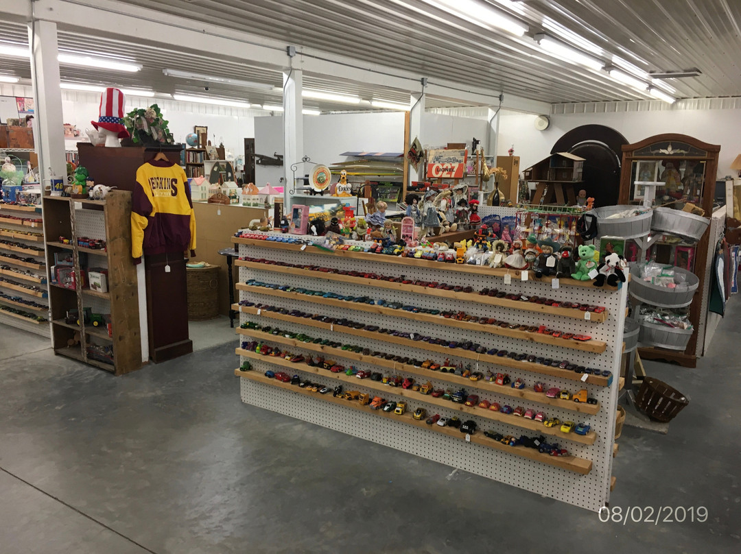 Blue Crow Antique Mall-Keller必去景点