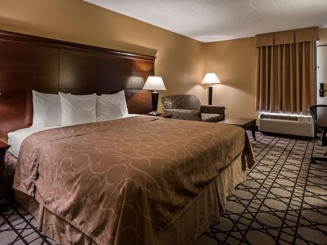 Best Western University Inn主图