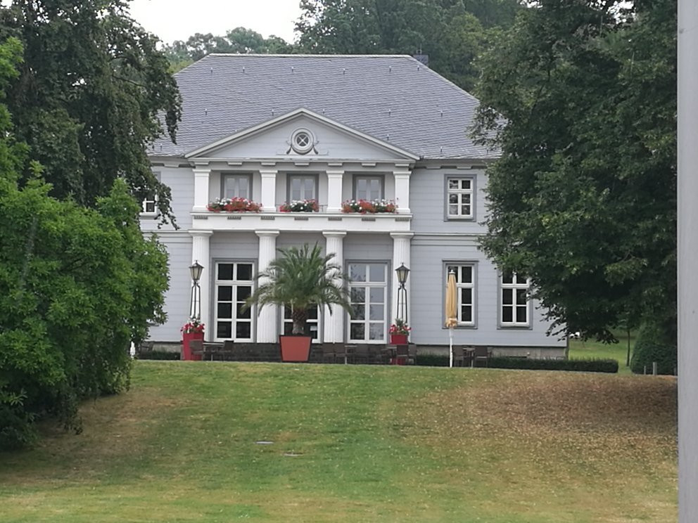 Lauenau酒店住宿-Schloesschen im Kur