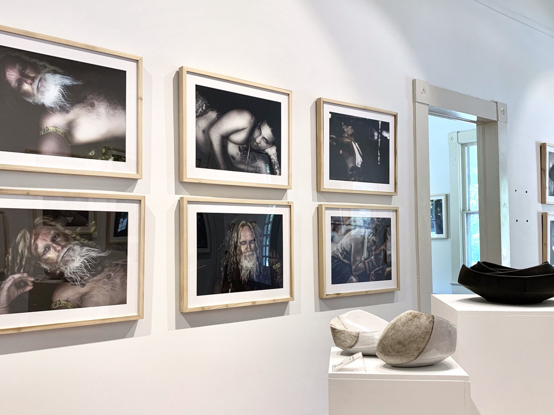 Plough Gallery-蒂夫顿必去景点