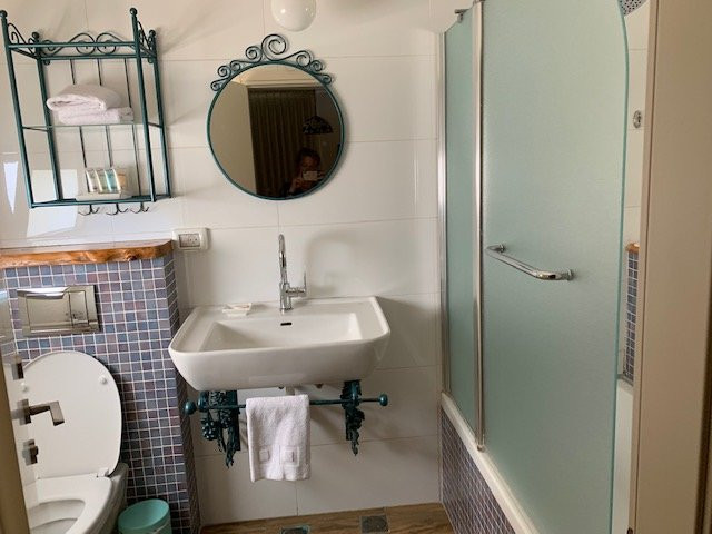 阿尔贝斯套房酒店主图