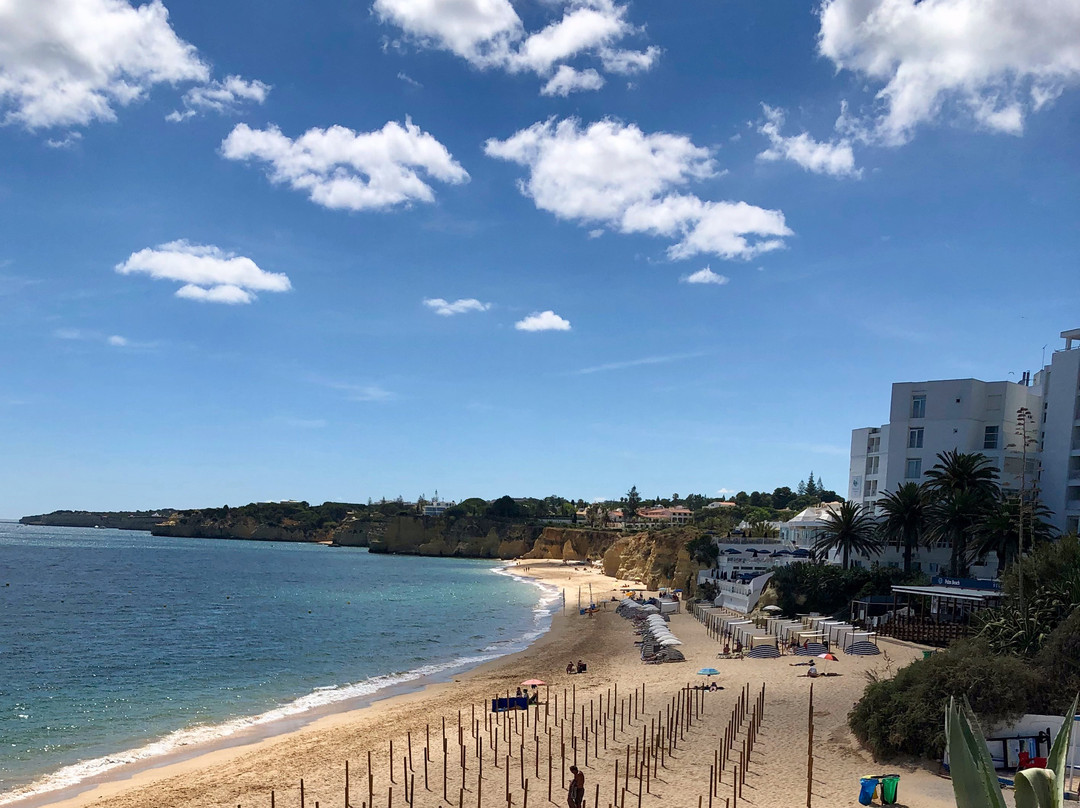 Praia do Vale do Olival景点图片