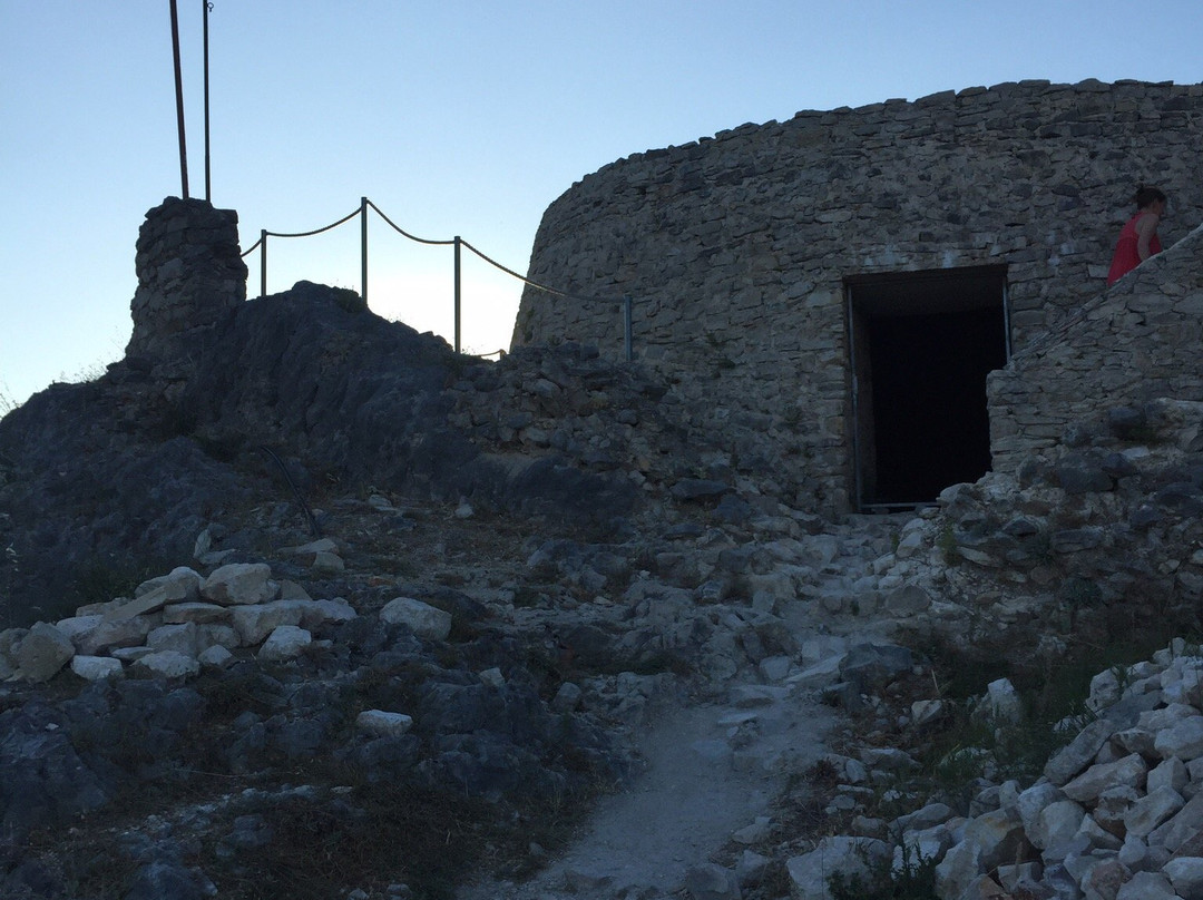 Fortress of Turina-斯克拉丁必去景点