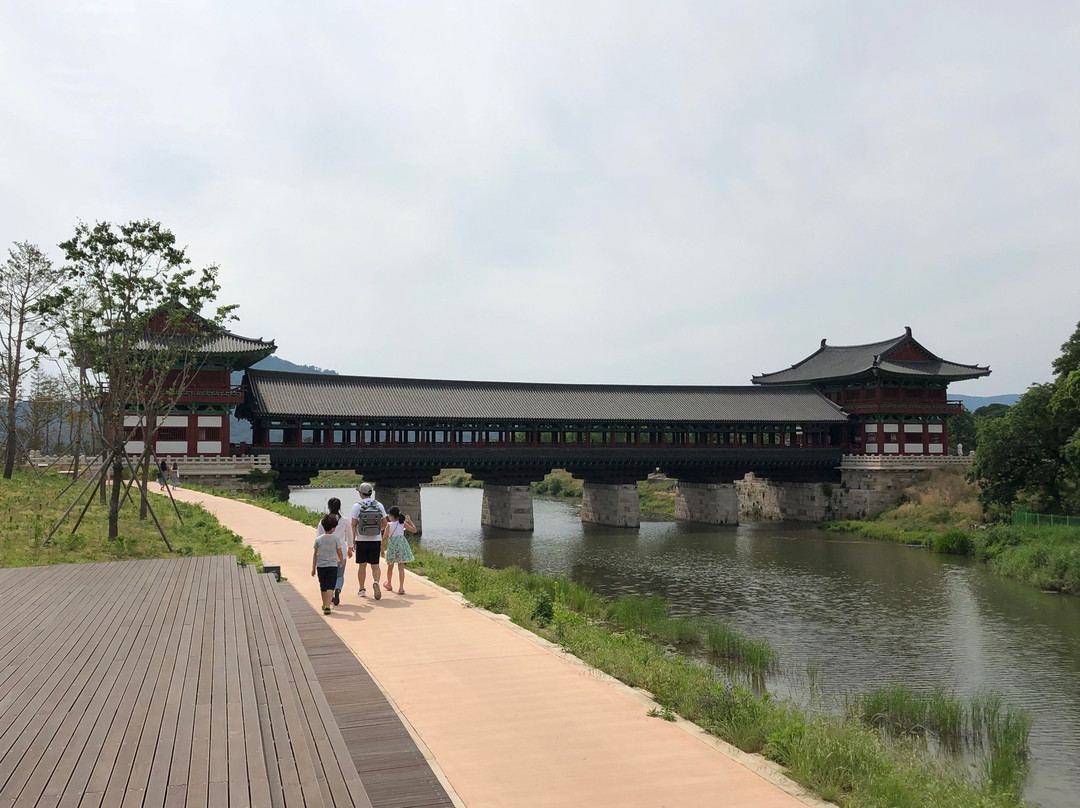 Woljeonggyo Bridge景点图片