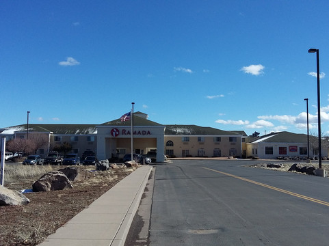 威莱斯-大峡谷地区华美达酒店主图