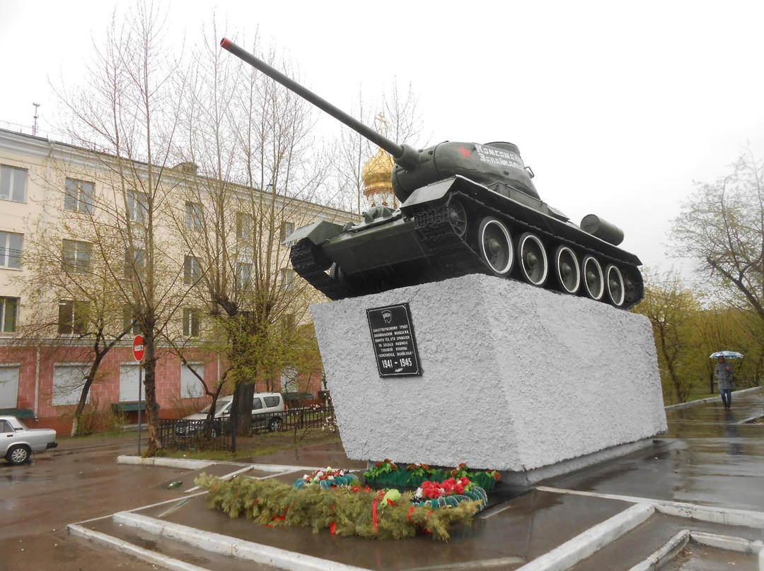 Monument to the Soldiers of the Tank Column Komsomolets Zabaikalya-赤塔必去景点