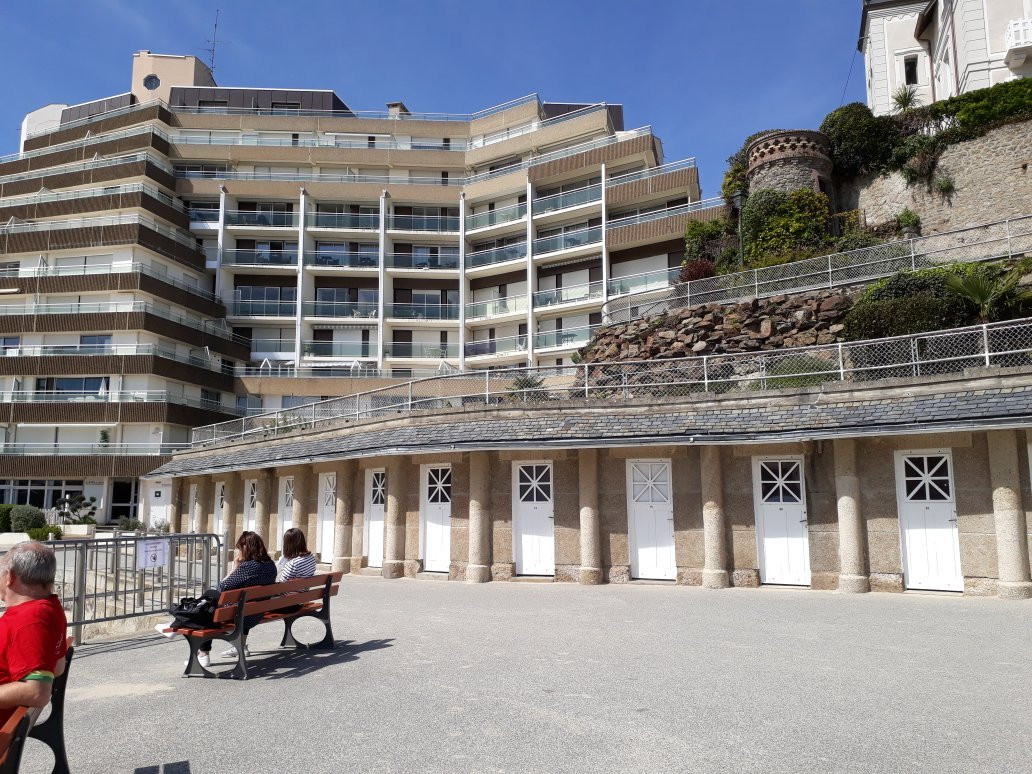 Villa les Roches Brunes-迪纳尔必去景点