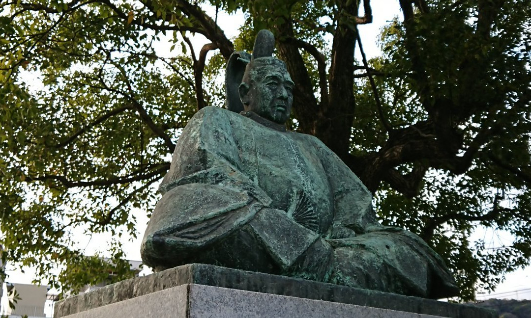 Statue of Takakage Kobayakawa景点图片