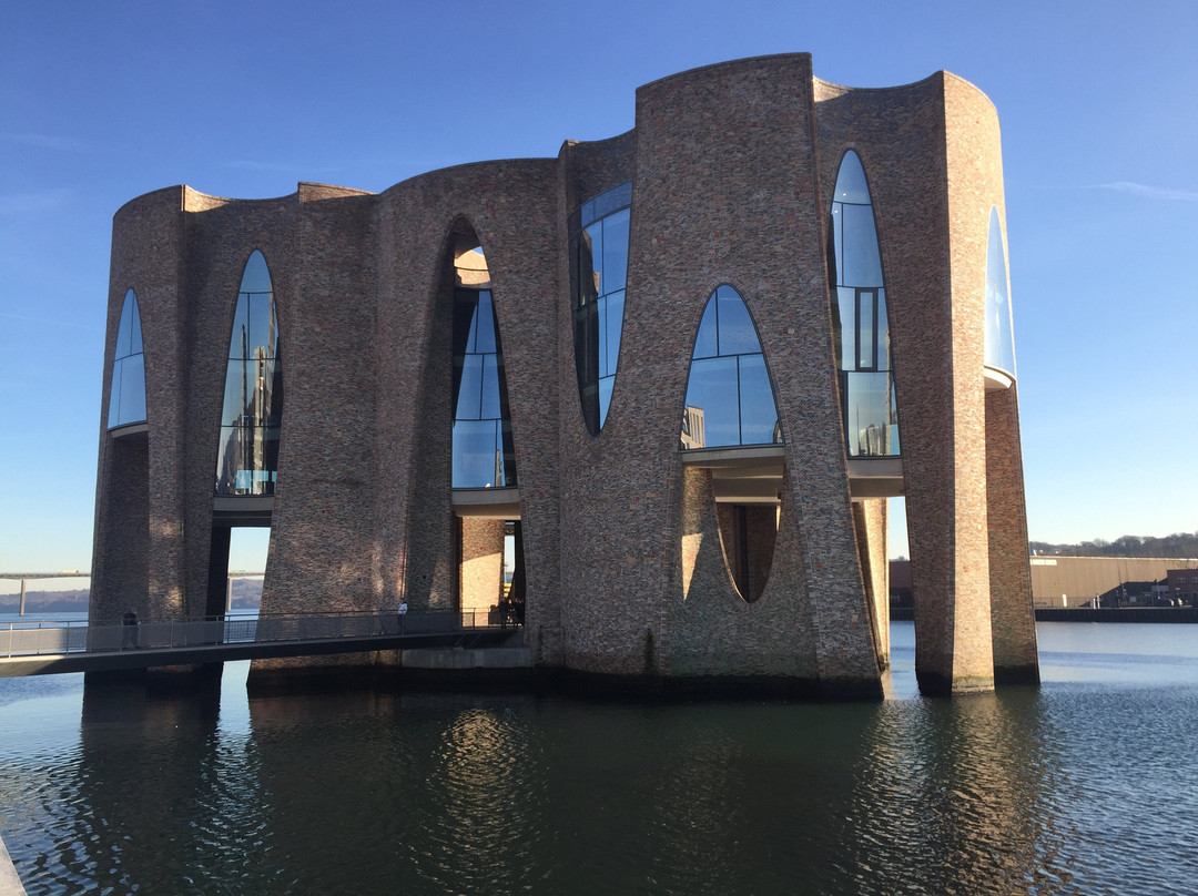 瓦埃勒旅游景点-Fjordenhus