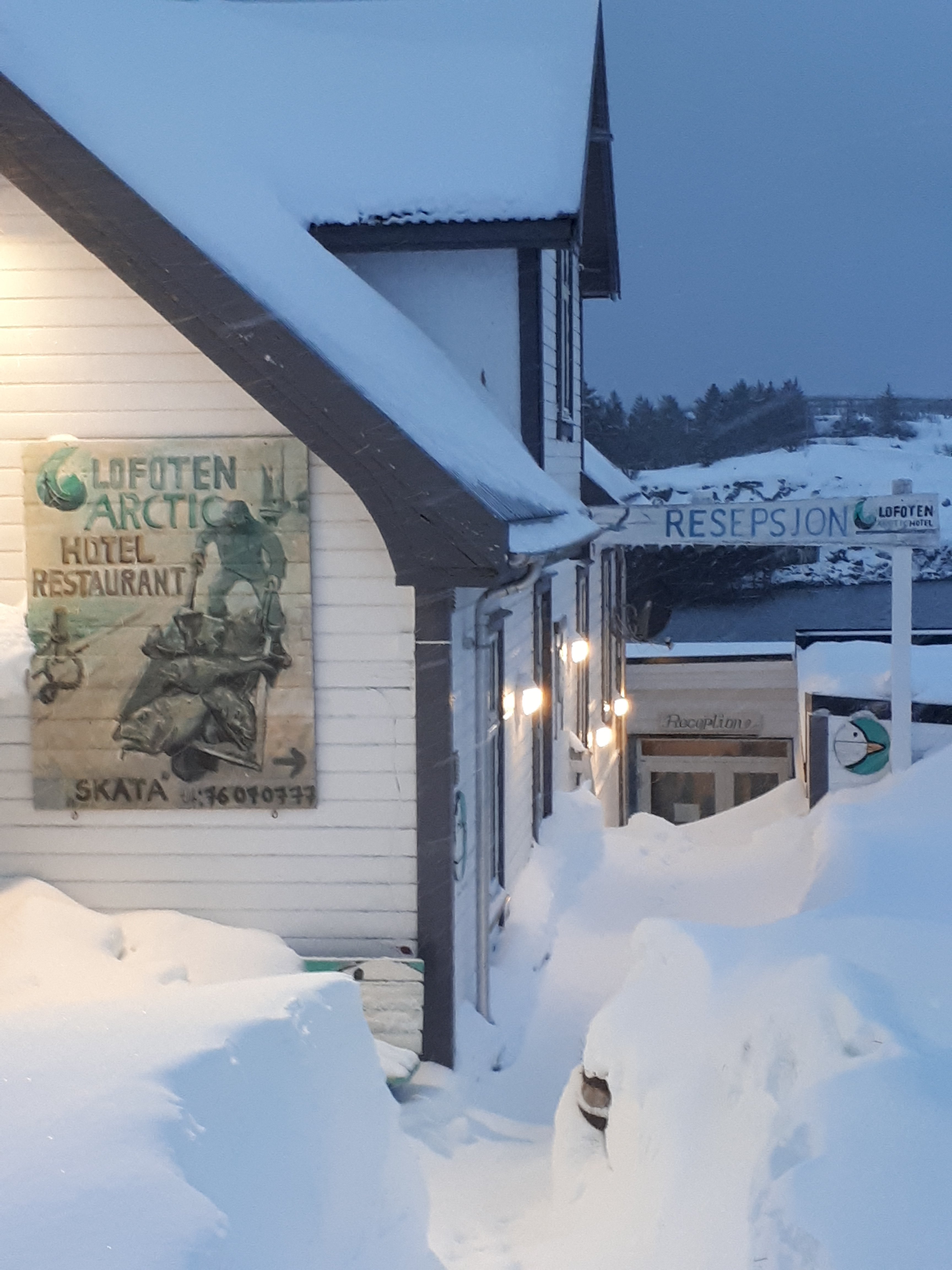Fast Hotel Henningsvær-浴室