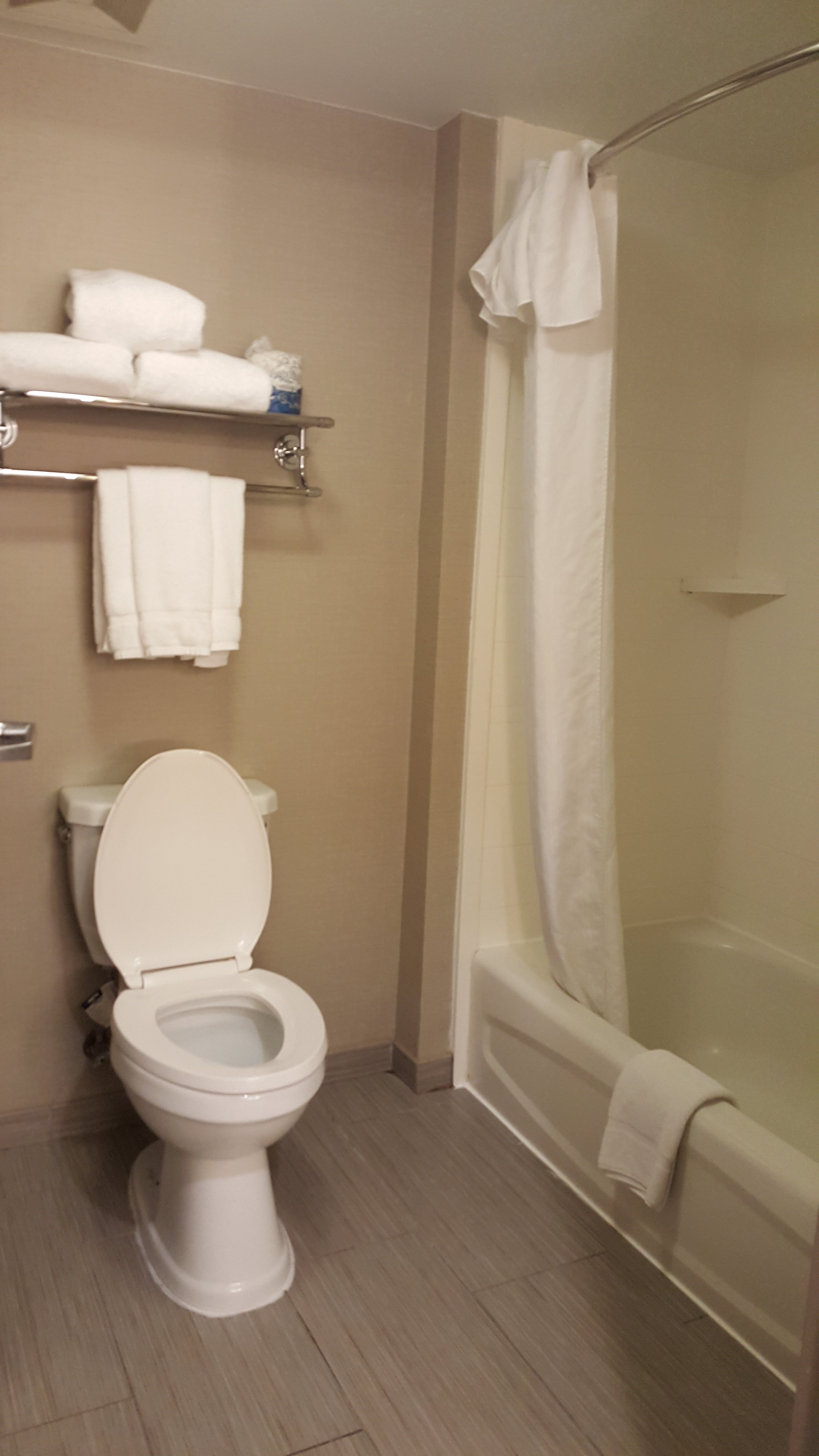 Homewood Suites by Hilton Southwind - Hacks Cross-浴室