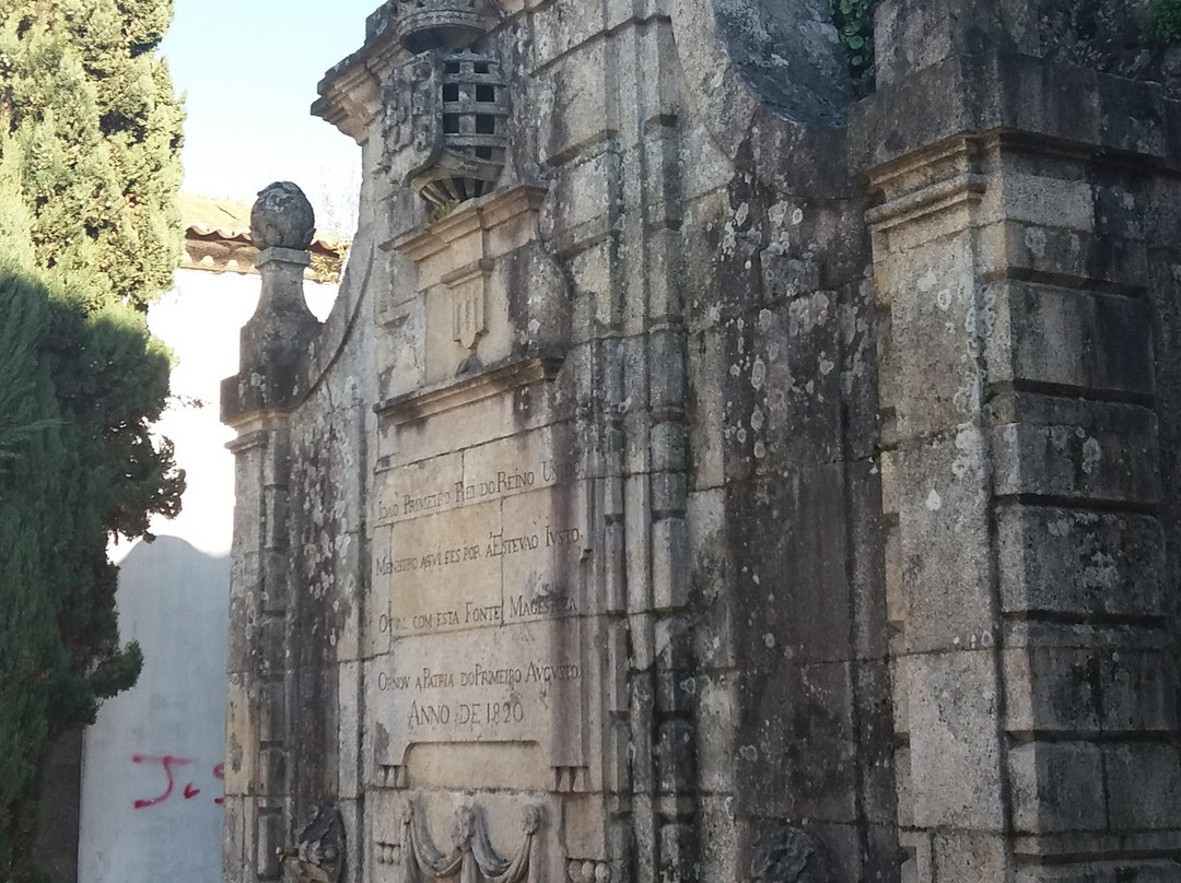 Chafariz e Capela da Viacrucis景点图片