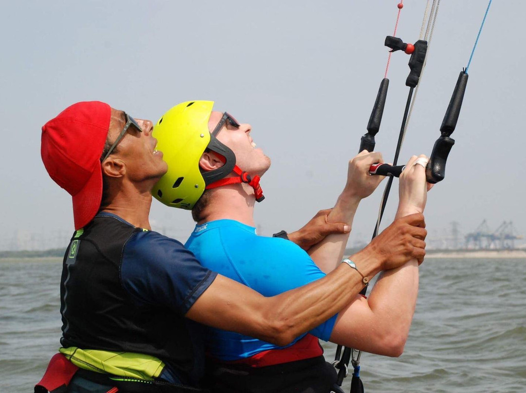 Challenge Kitesurfing-Oostvoorne必去景点